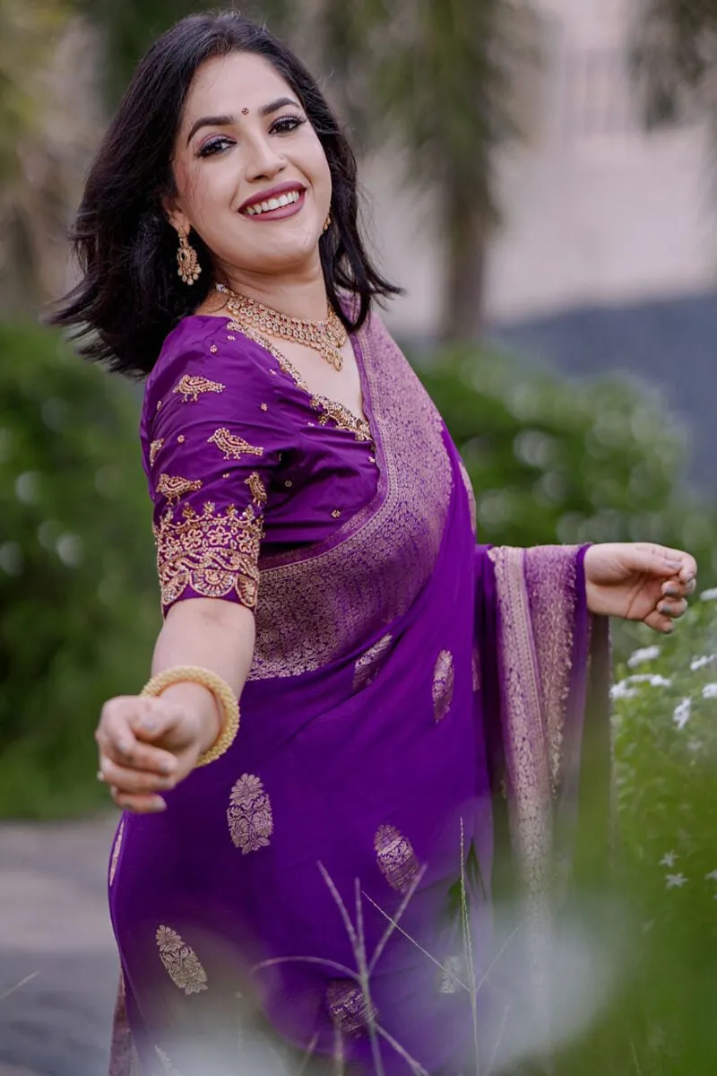 Amazing Purple Soft Silk Saree With Surpassing Blouse Piece