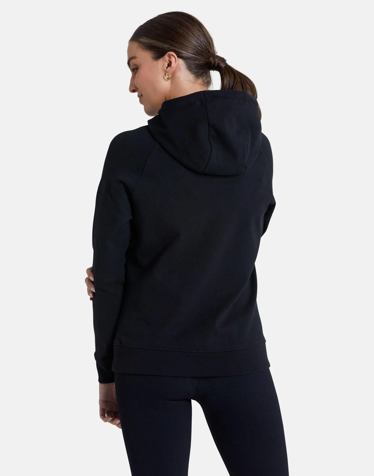 Chill Hoodie in Black