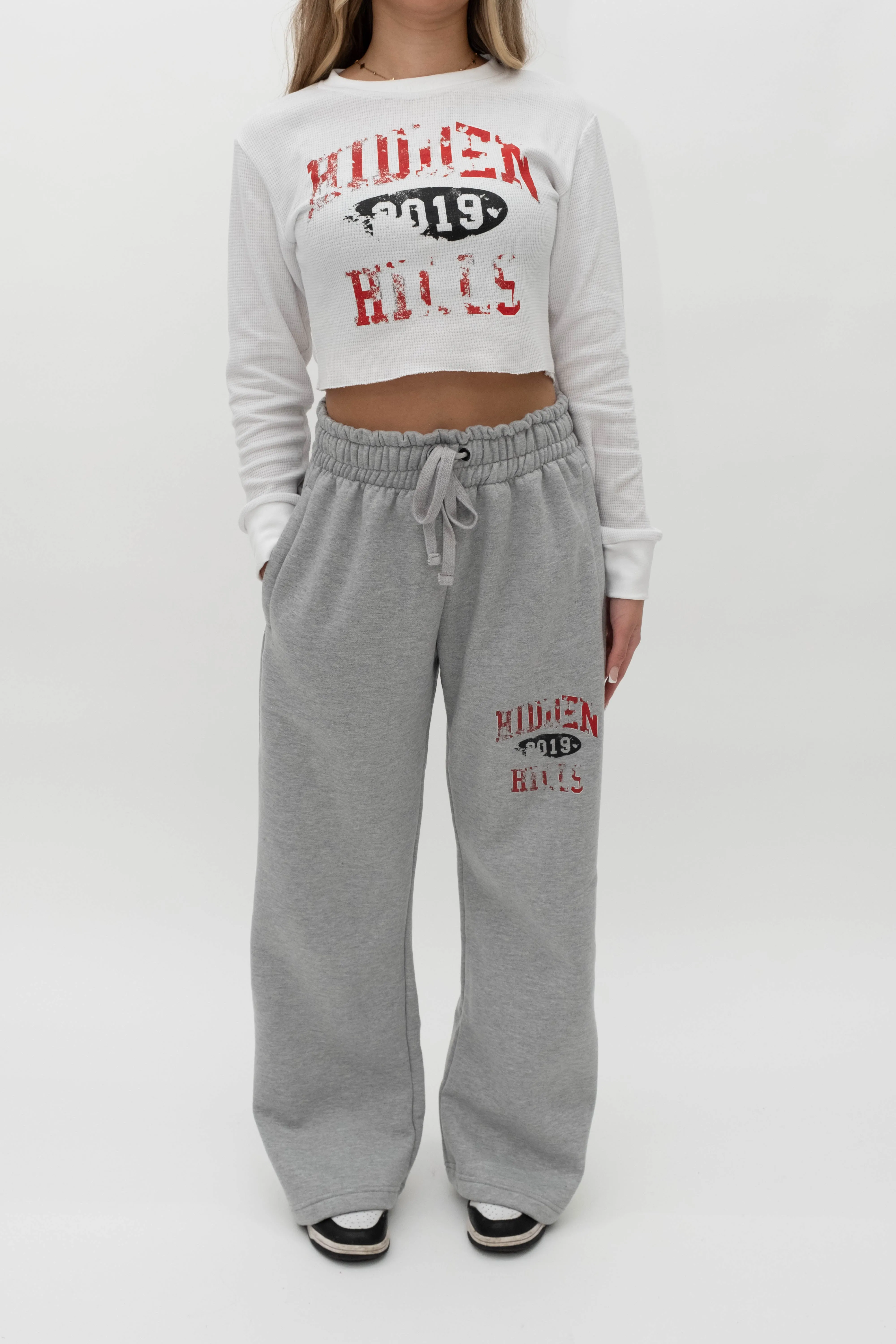 HIDDEN HILLS SWEATPANTS - GREY