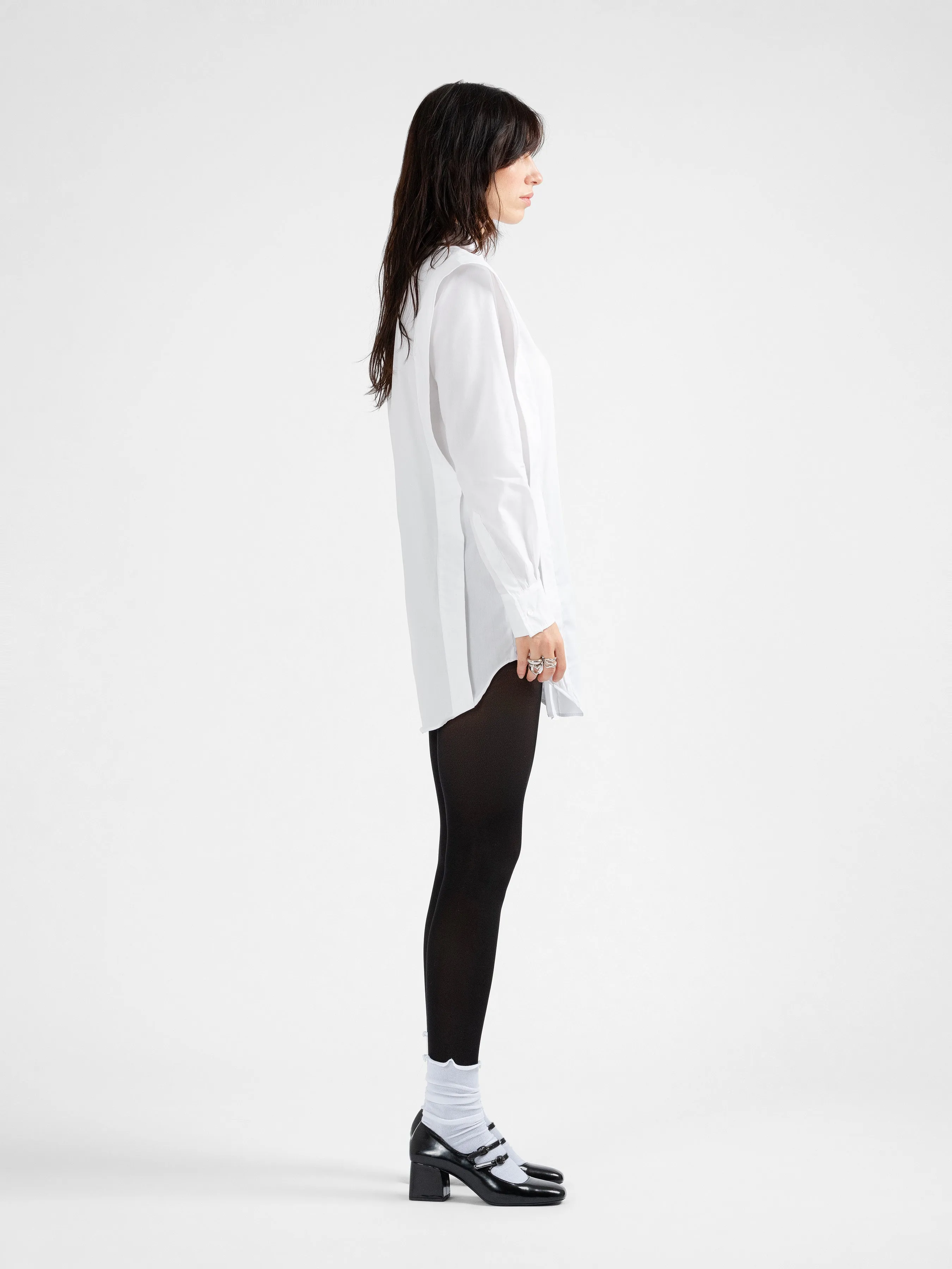 KEISD white wide shoulders shirt