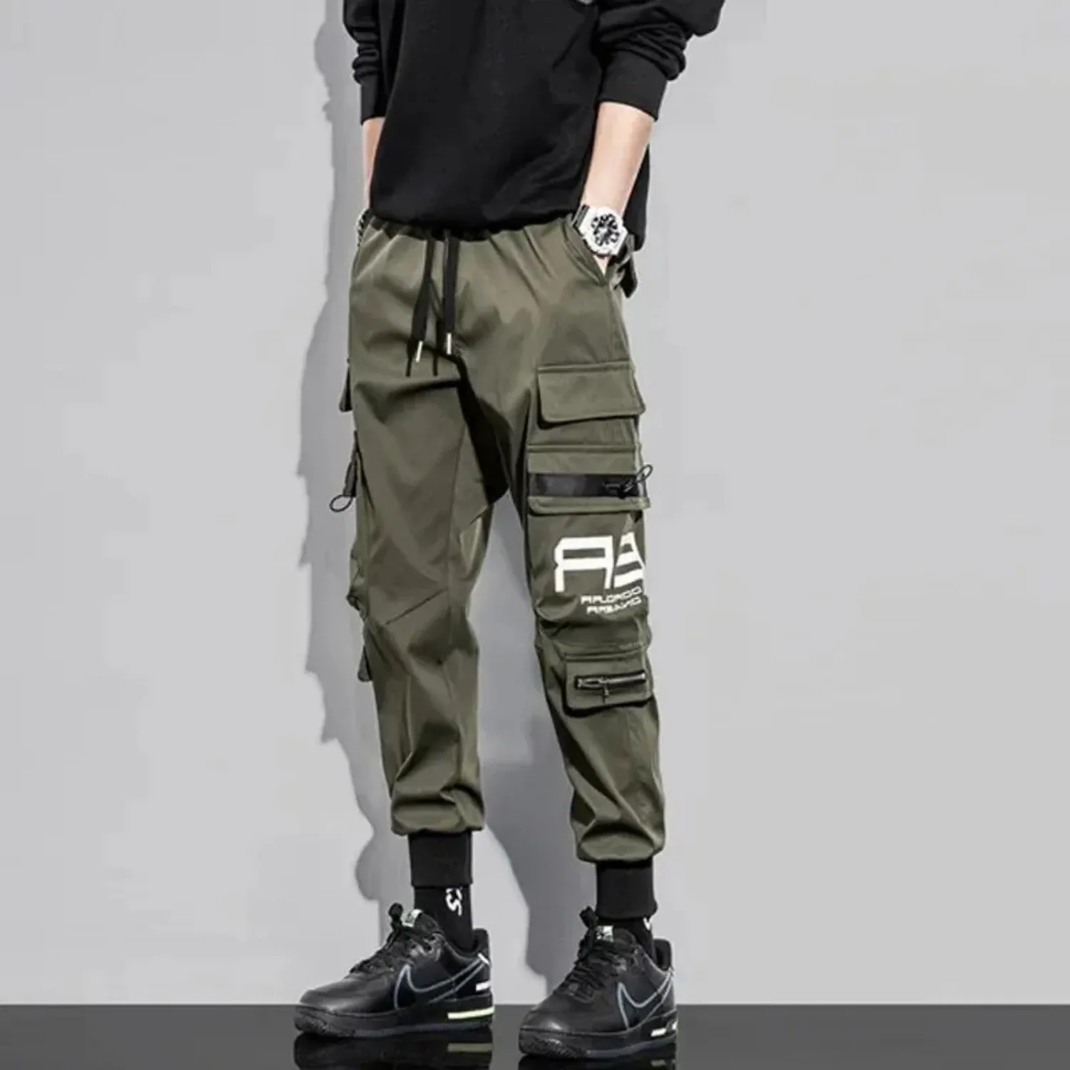 Men's Slim Fit Printed Cargo Pants with Zipper Pockets | Perfect for All Seasons