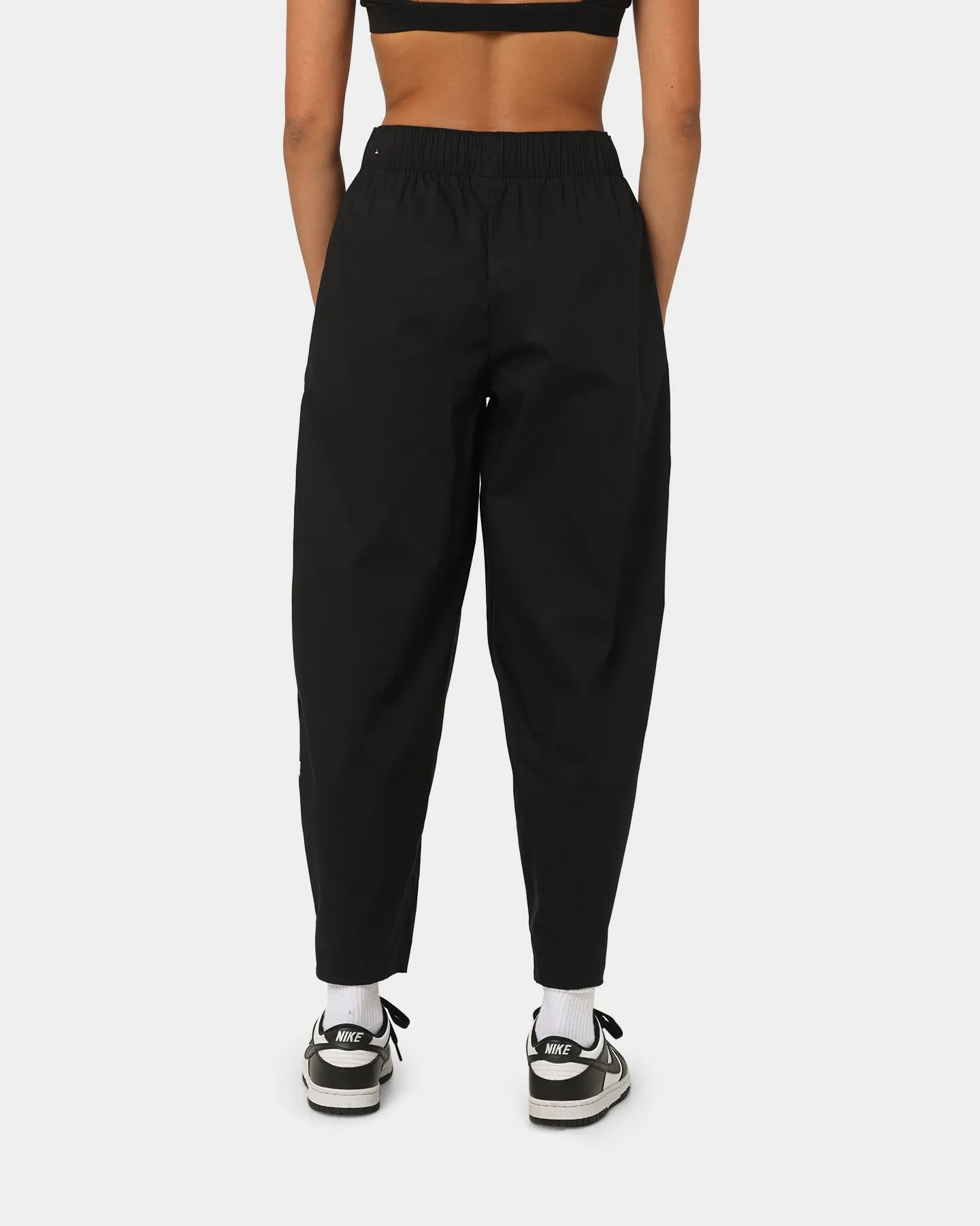 Nike Women's Sportswear Essential High-Rise Woven Pants Black/White