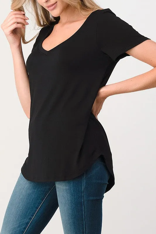 SHORT SLEEVE V-NECK TEE (BLACK)